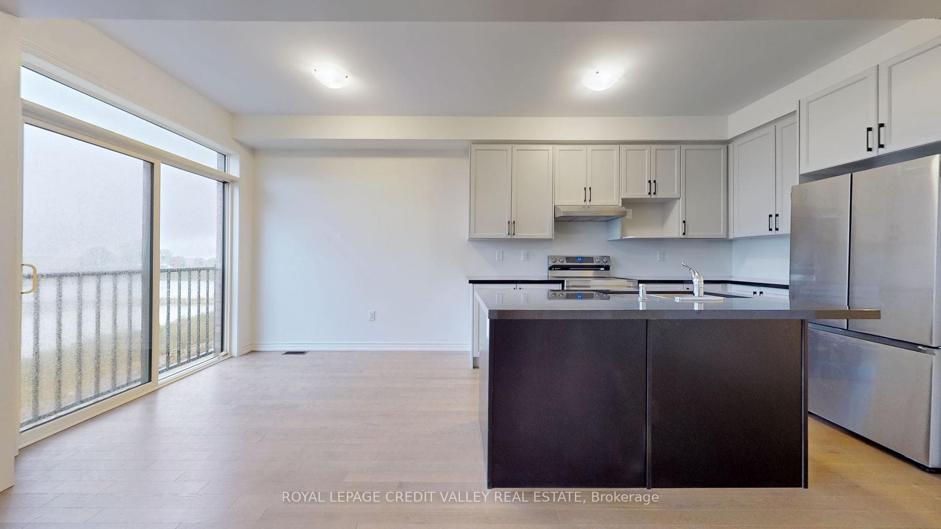 1221 Rexton Drive photo 8