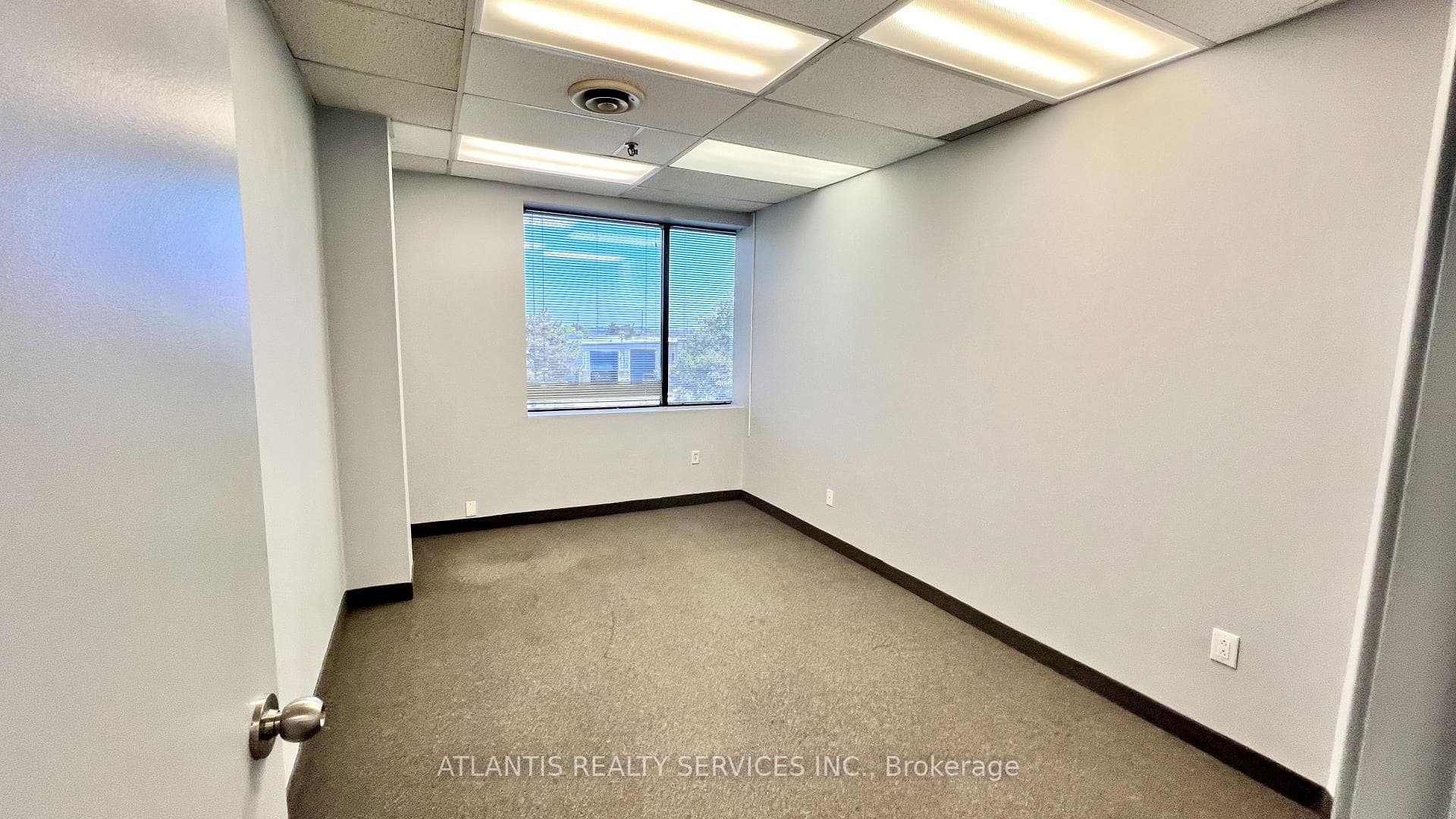 1351 Matheson Boulevard Unit #21B photo 3
