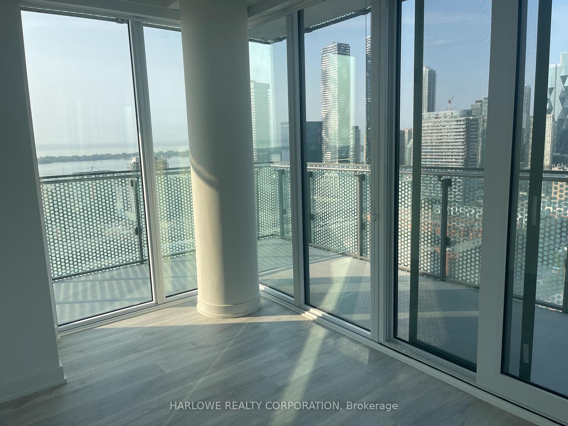 135 Lower Sherbourne Street Unit 2827 W photo 7