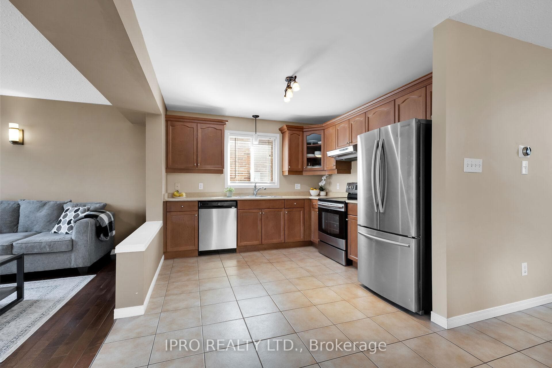 416 Cuthbert Circle photo 11
