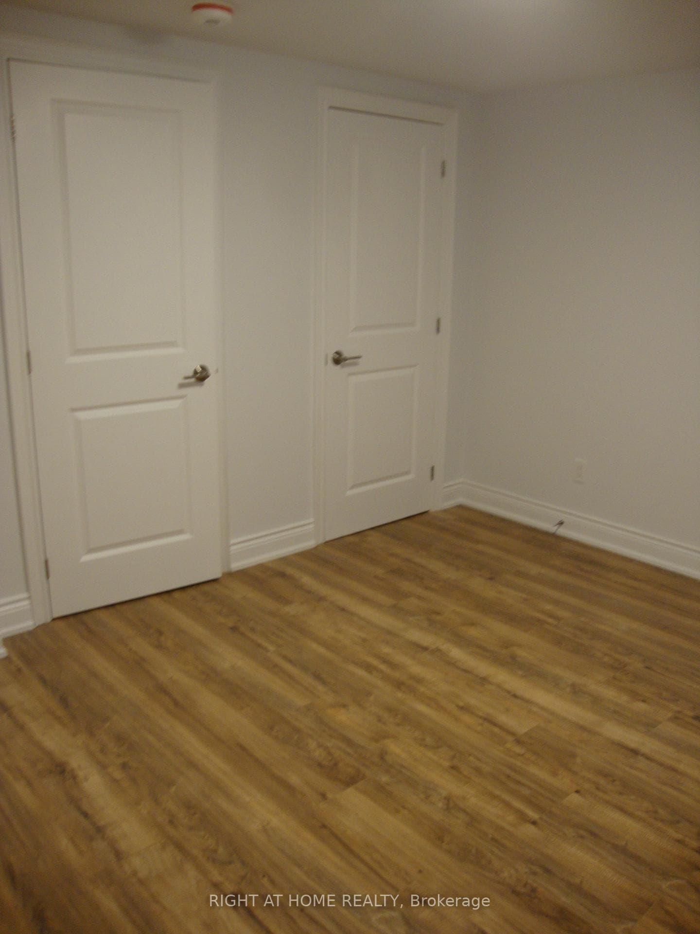 8 Delair Crescent Unit Lower Level photo 7