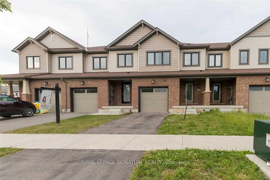 76 Scarletwood Street photo 3