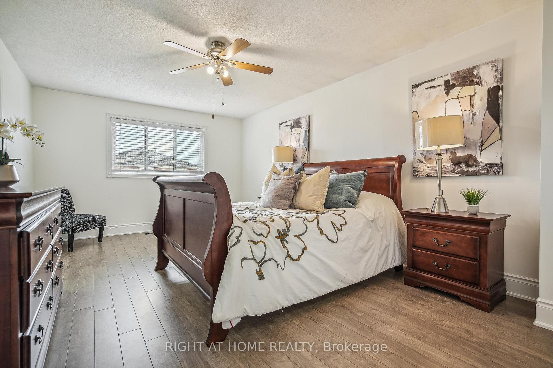 5759 Riverdale Crescent photo 17