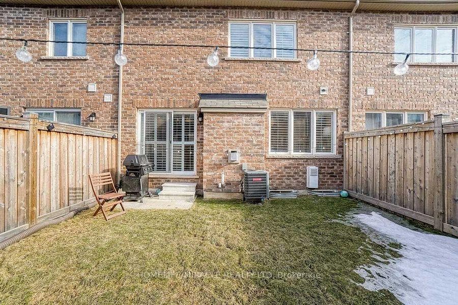 267 Reis Place photo 30