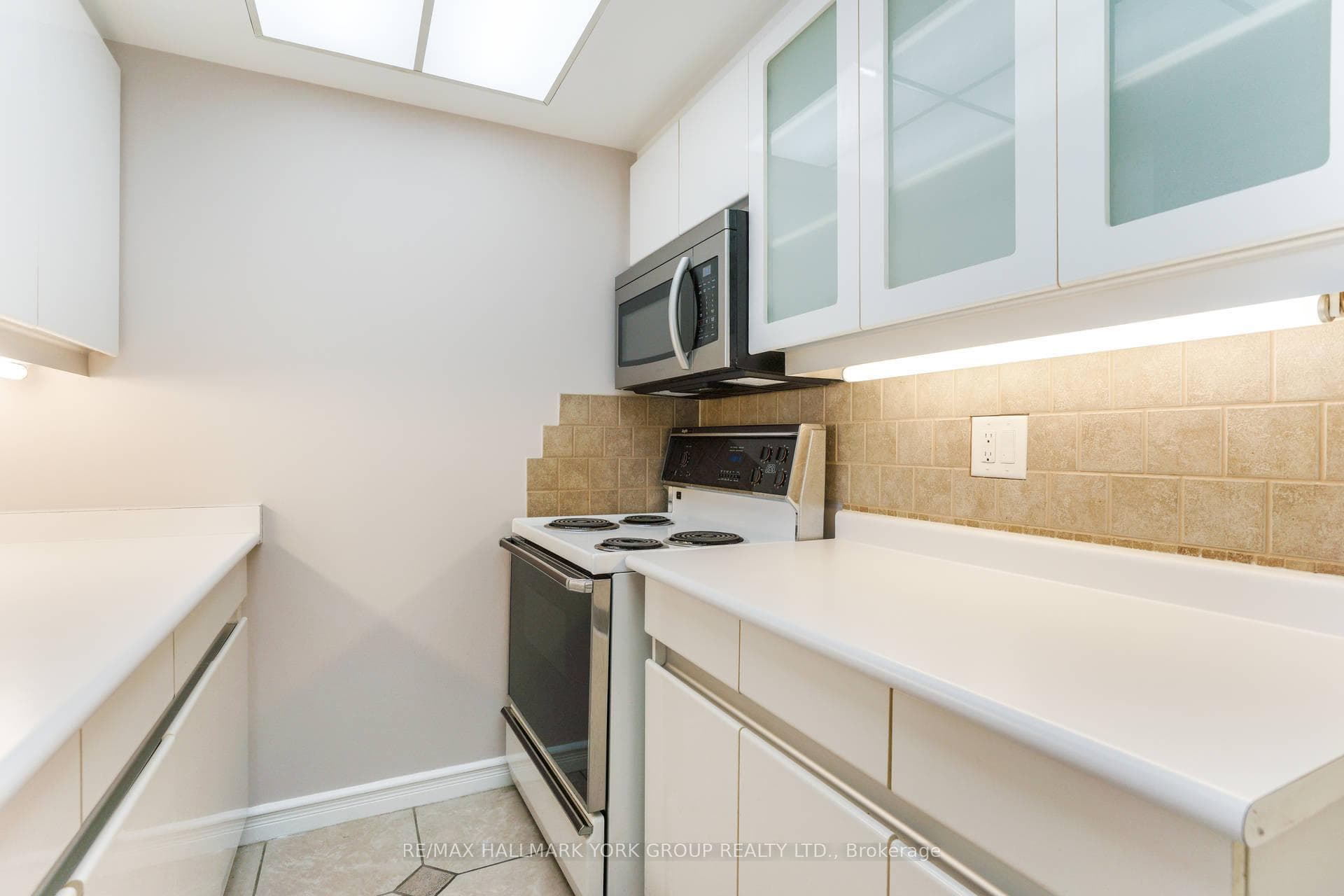 7 Concorde Place Unit 1202 photo 20