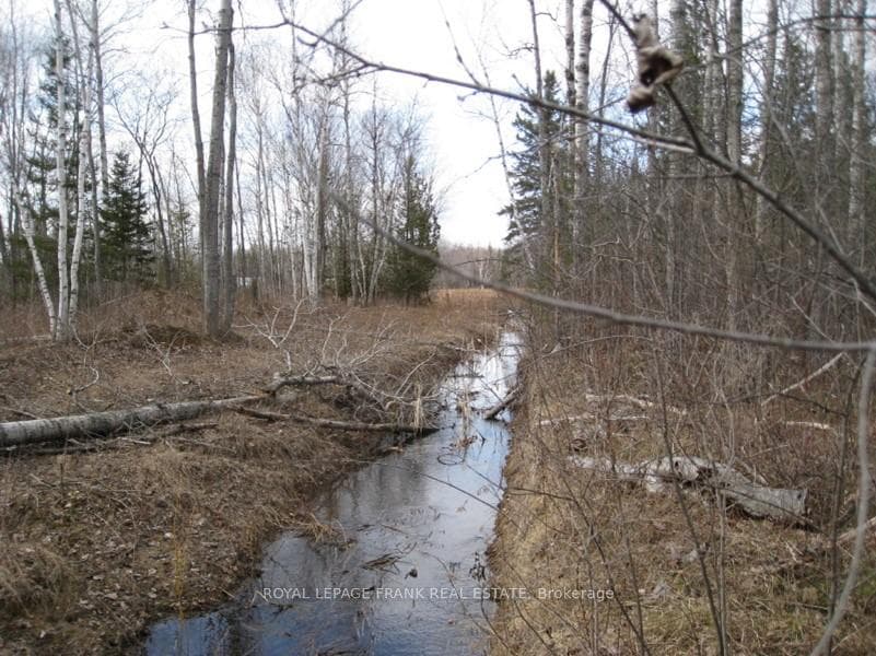 0 Mervin Line photo 16
