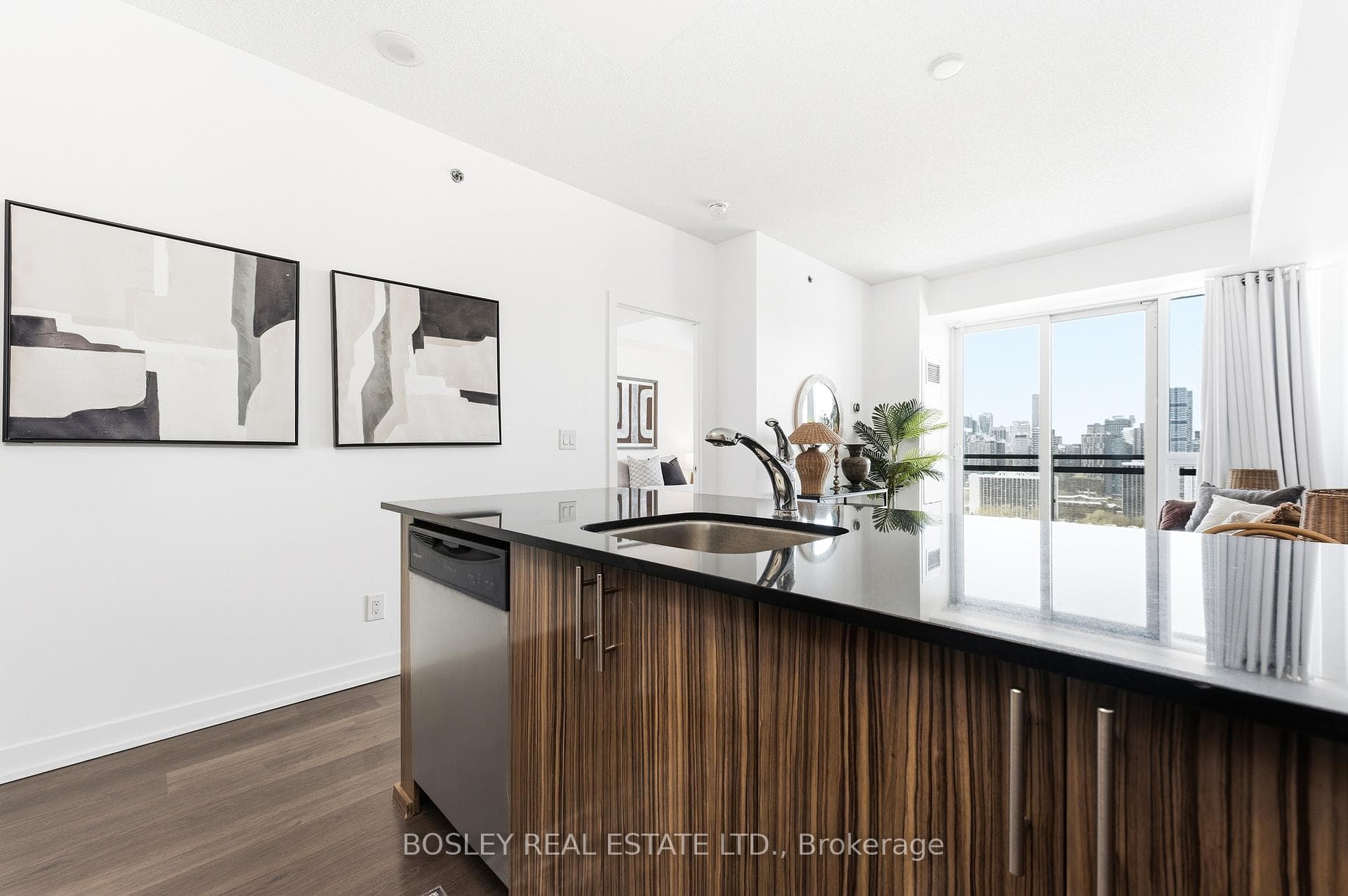 225 Sackville Street Unit 2507 photo 14