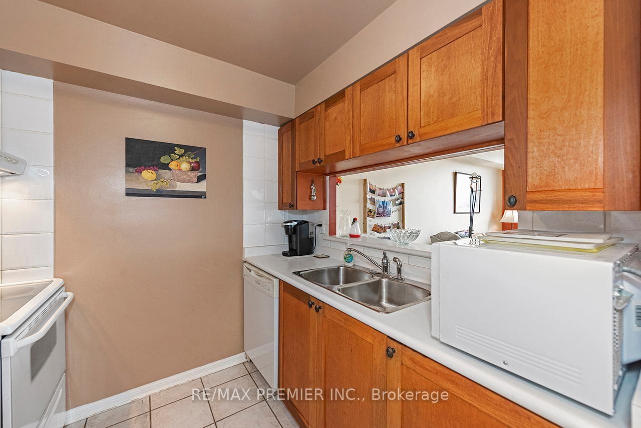 1 Hickory Tree Road Unit 1504 photo 29
