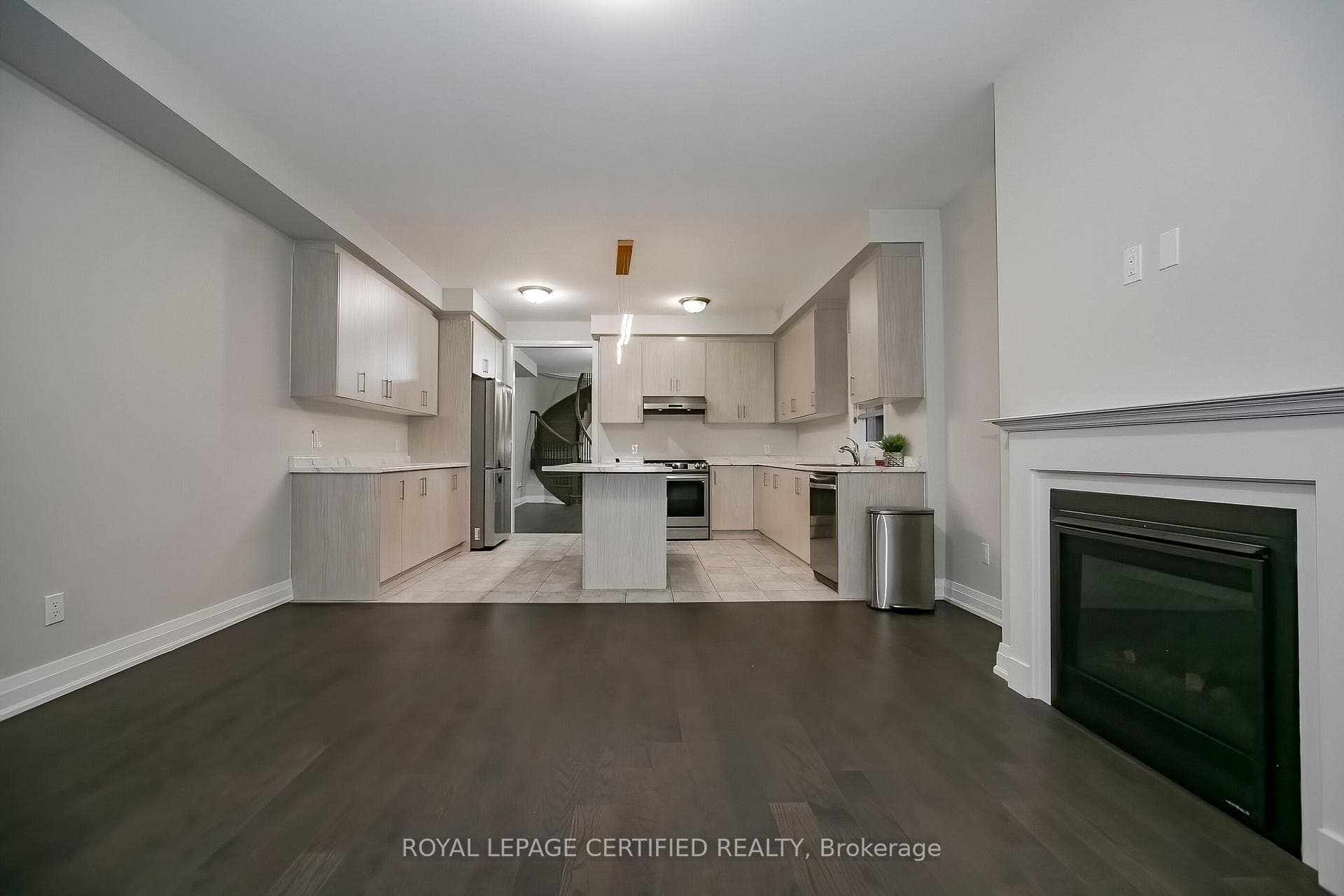 34 Dalbeattie Drive photo 17