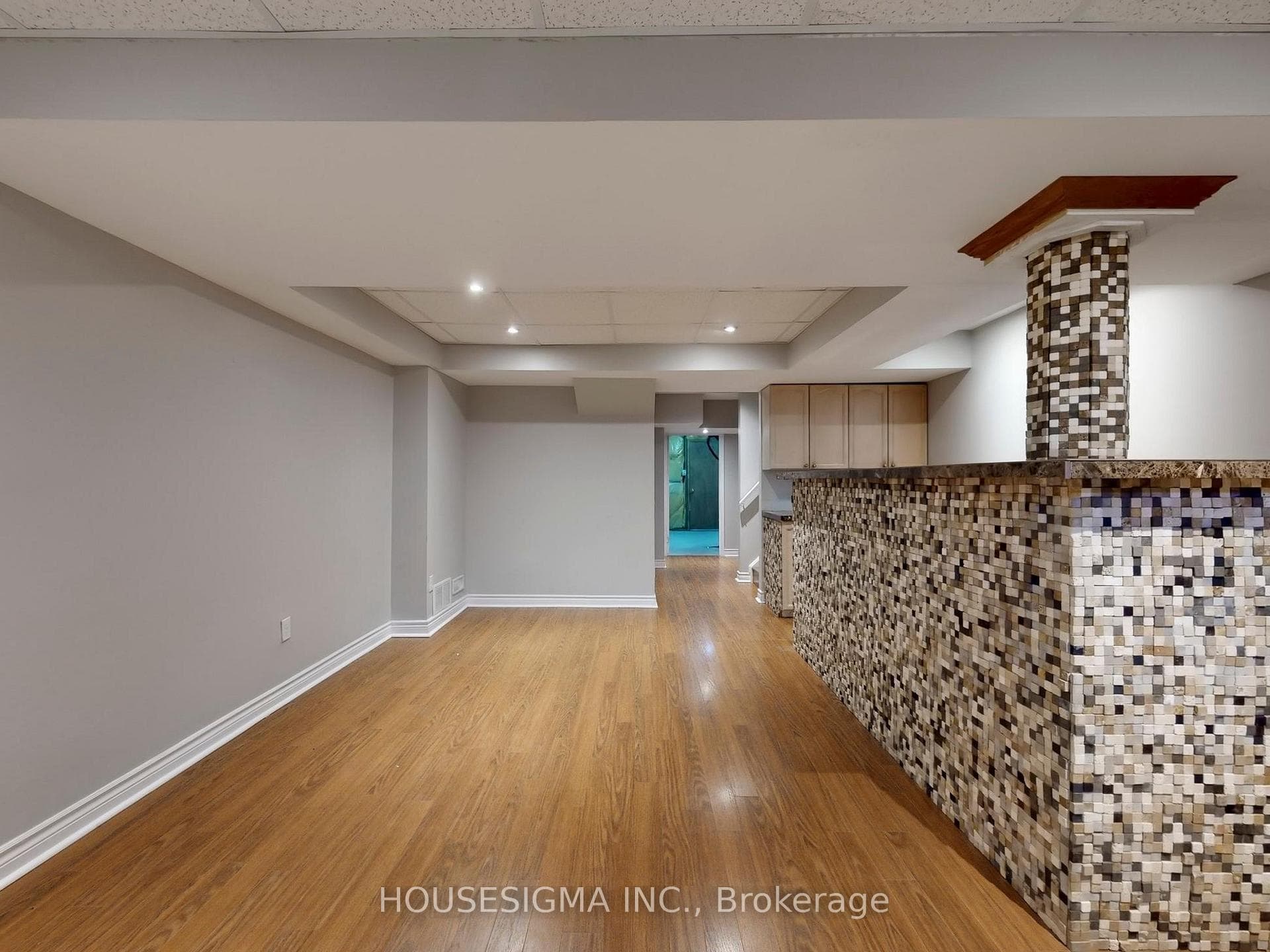 226 Canada Drive photo 27