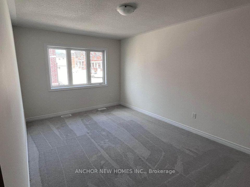 1030 Crownest Hollow photo 8