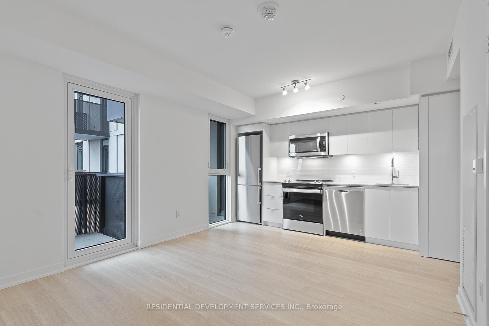 500 Wilson Avenue Unit 636 photo 5