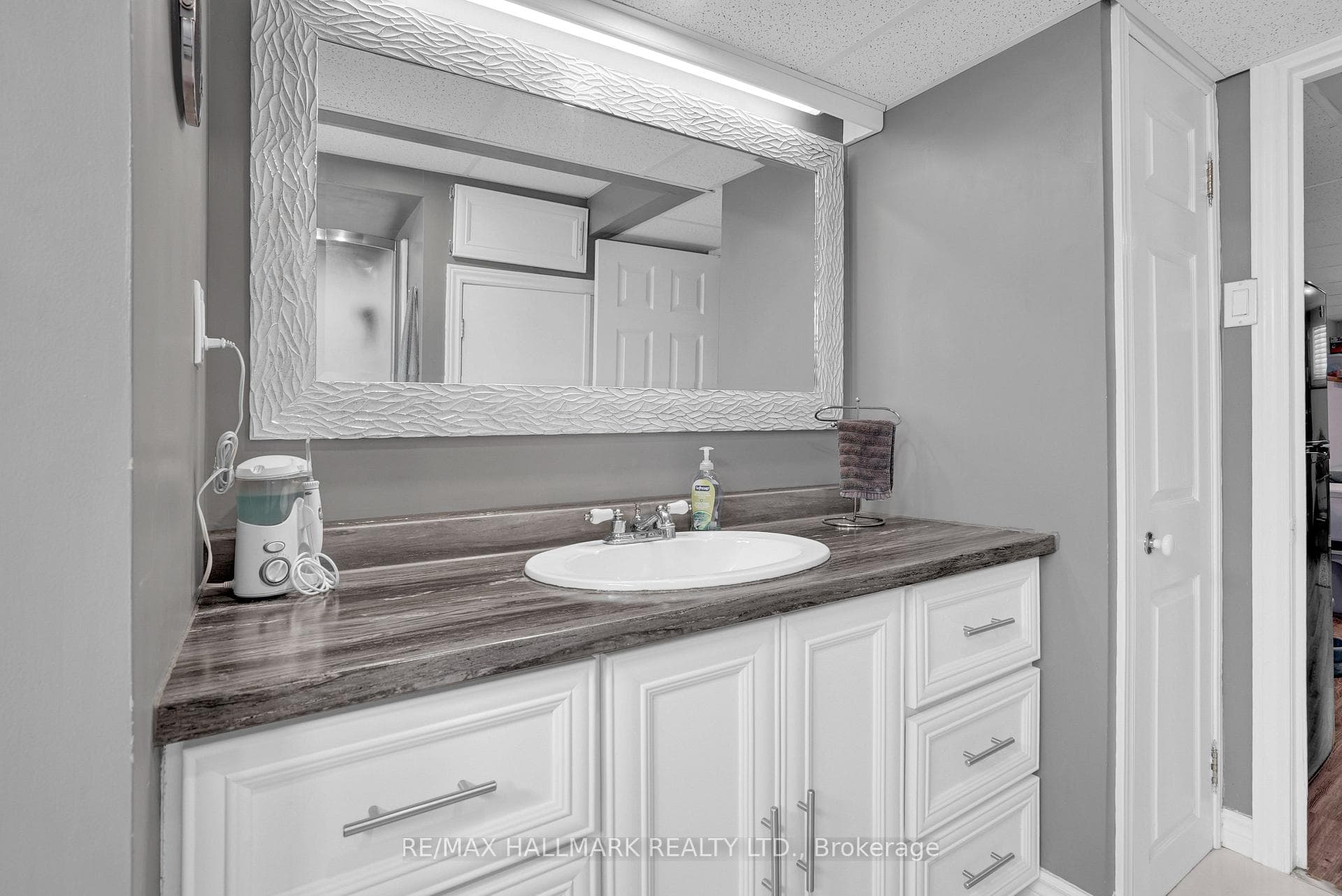 36 Ridgeway Avenue photo 32