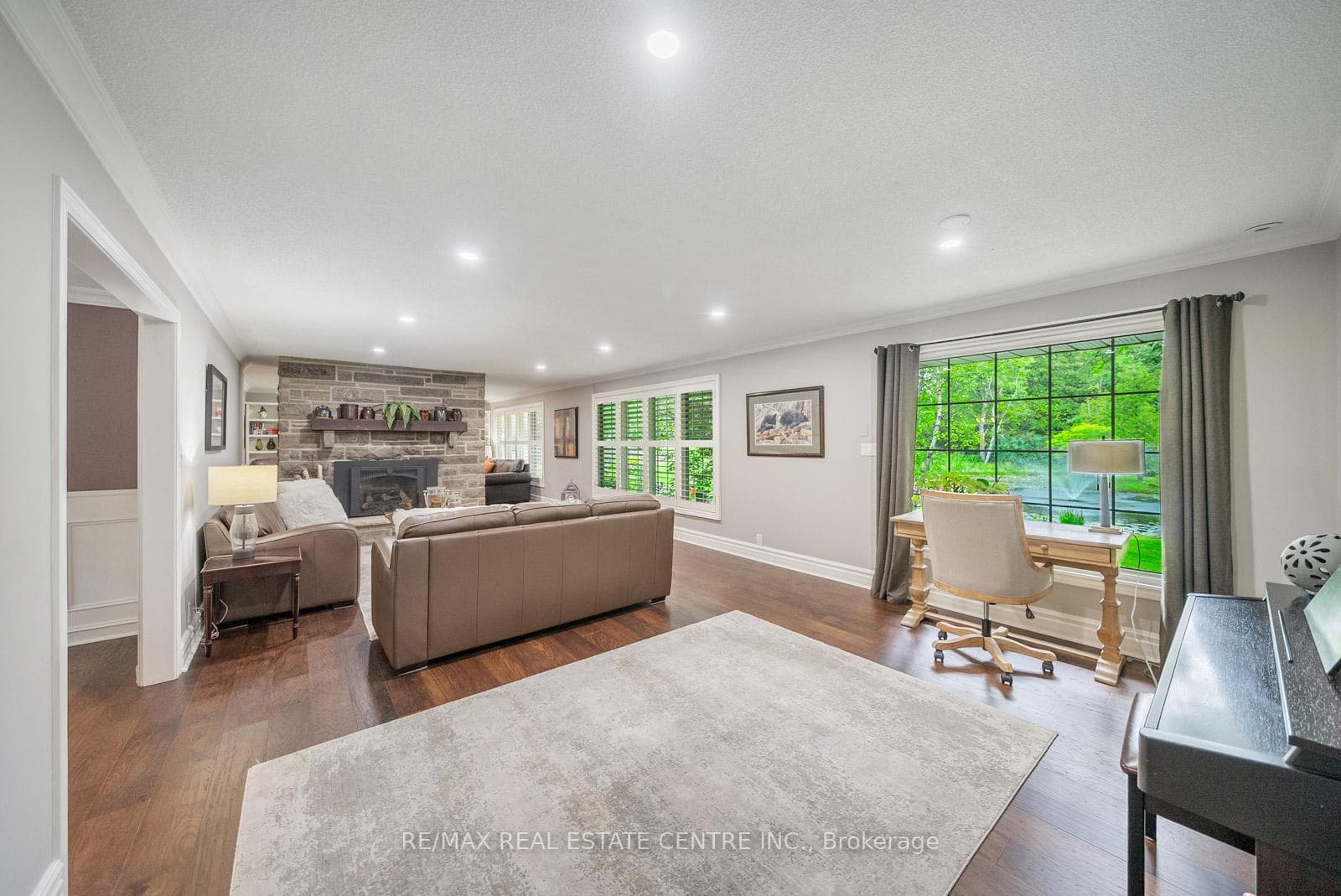2 Cedar Drive photo 32