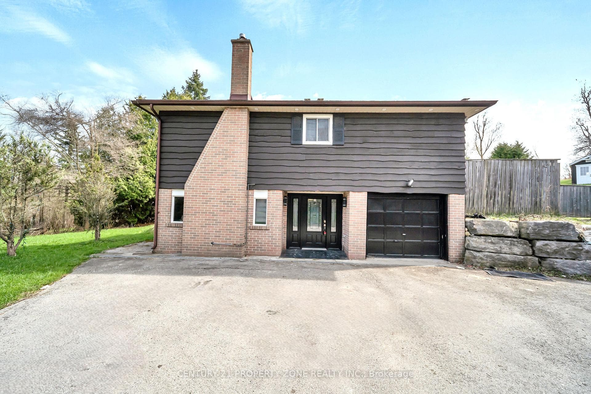 5172 Trafalgar Road photo 8