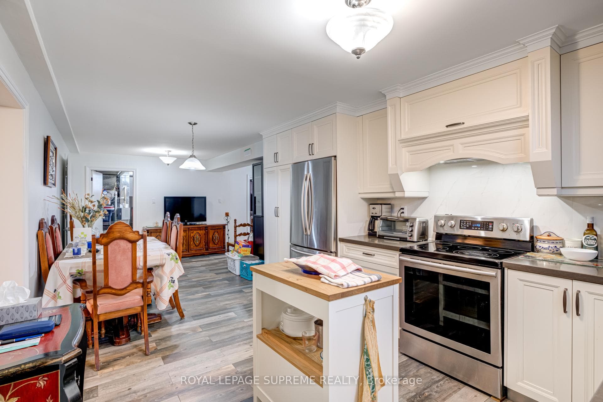 54 Ellerby Square photo 31