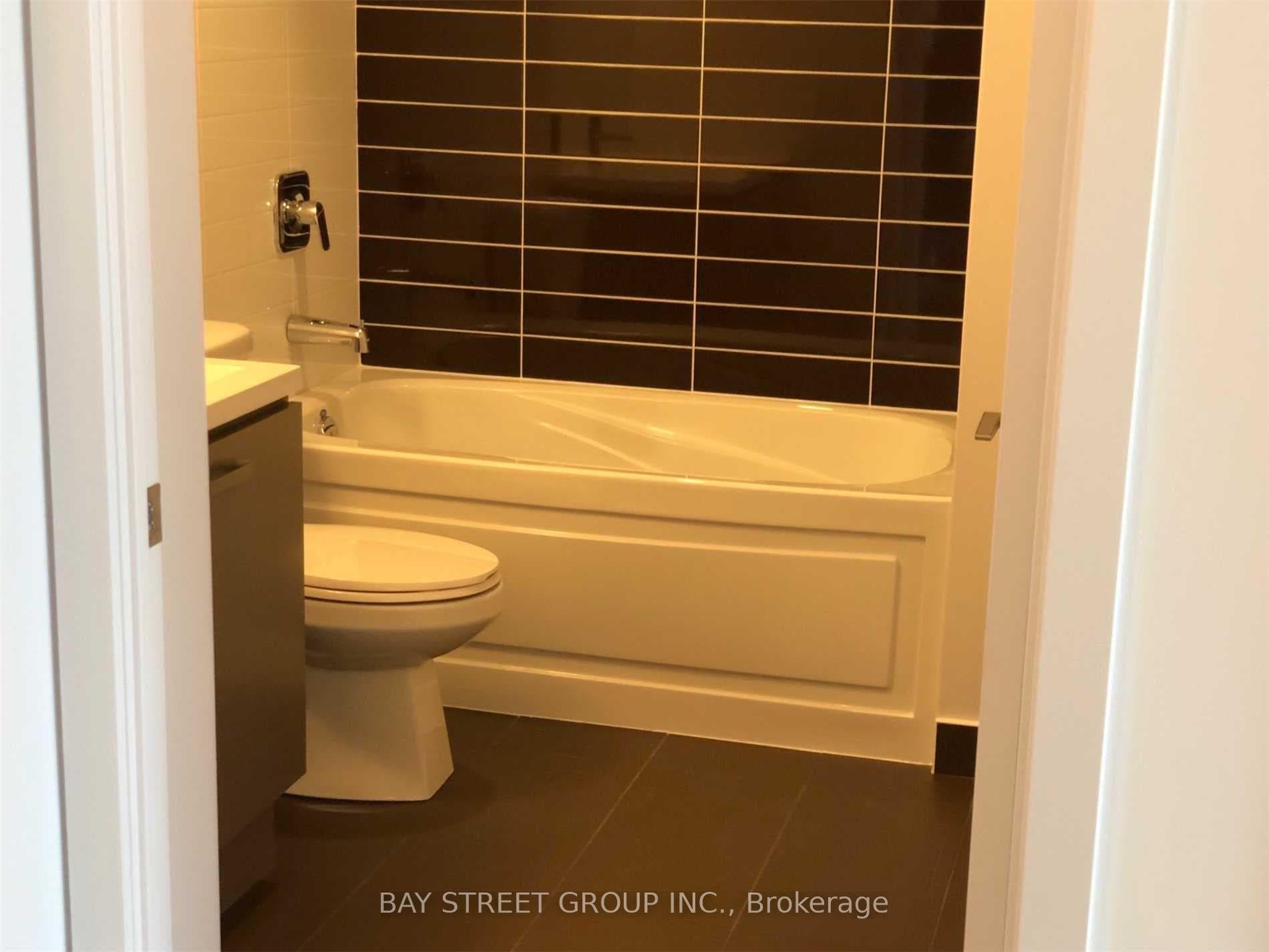 125 Redpath Avenue Unit 3002 photo 8