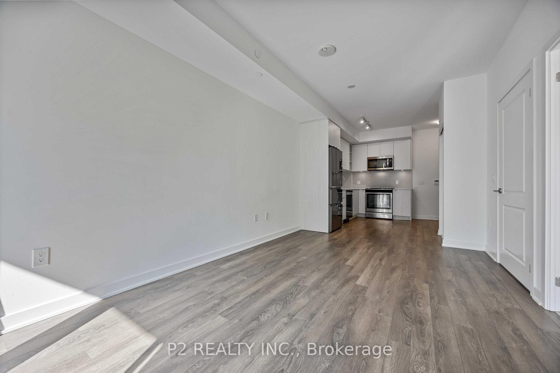 100 Eagle Rock Way Unit 610 photo 16