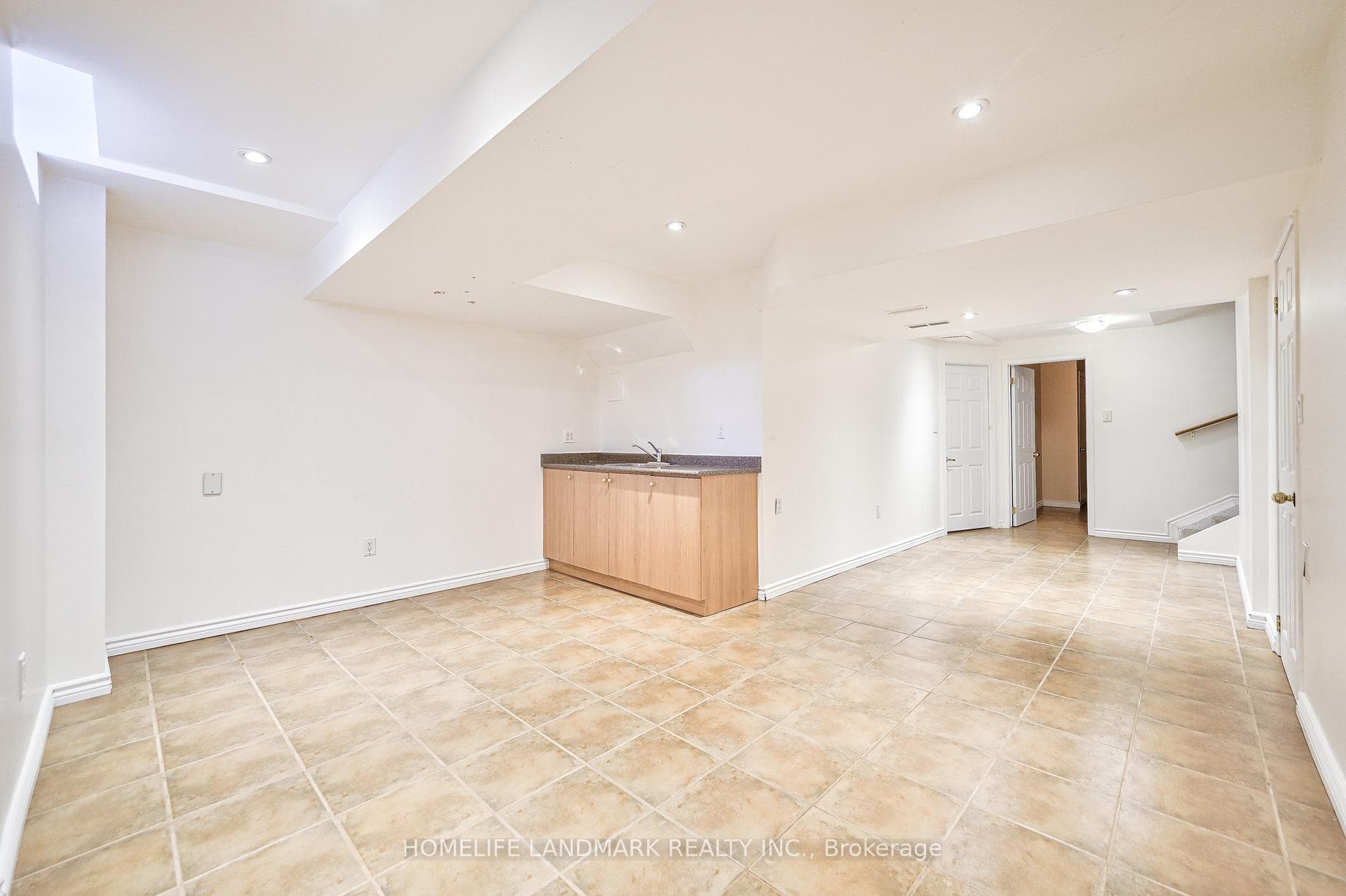 86 Heathfield Avenue photo 36