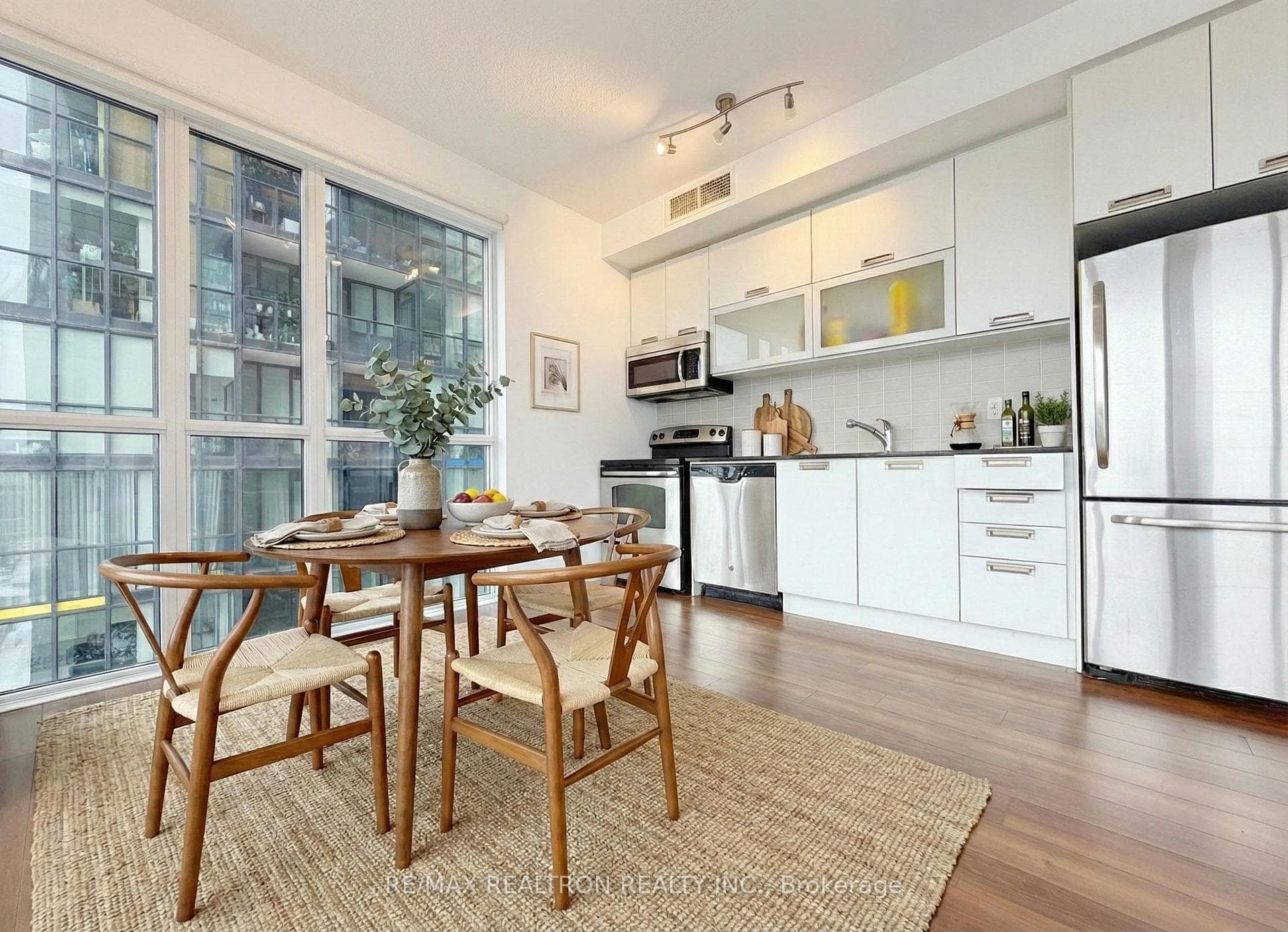 28 Ted Rogers Way Unit 3602 photo 5