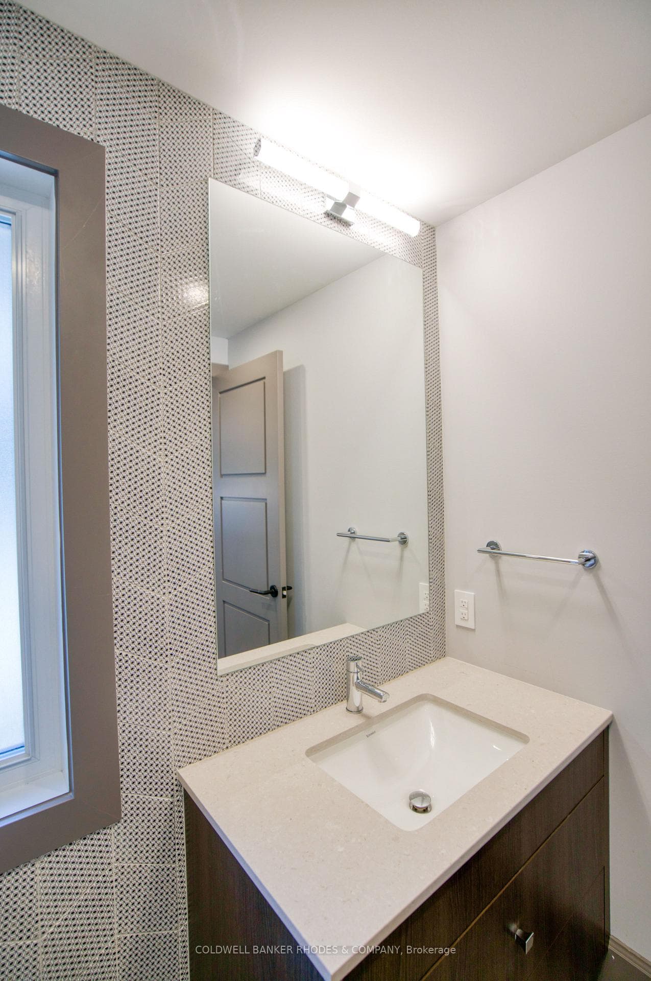 Main four-piece bathroom
