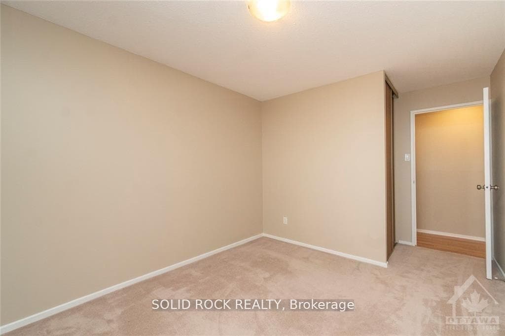415 Greenview Avenue Unit 309 photo 17