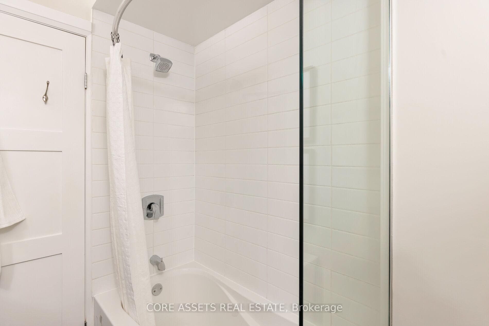 169 Gillard Avenue photo 23