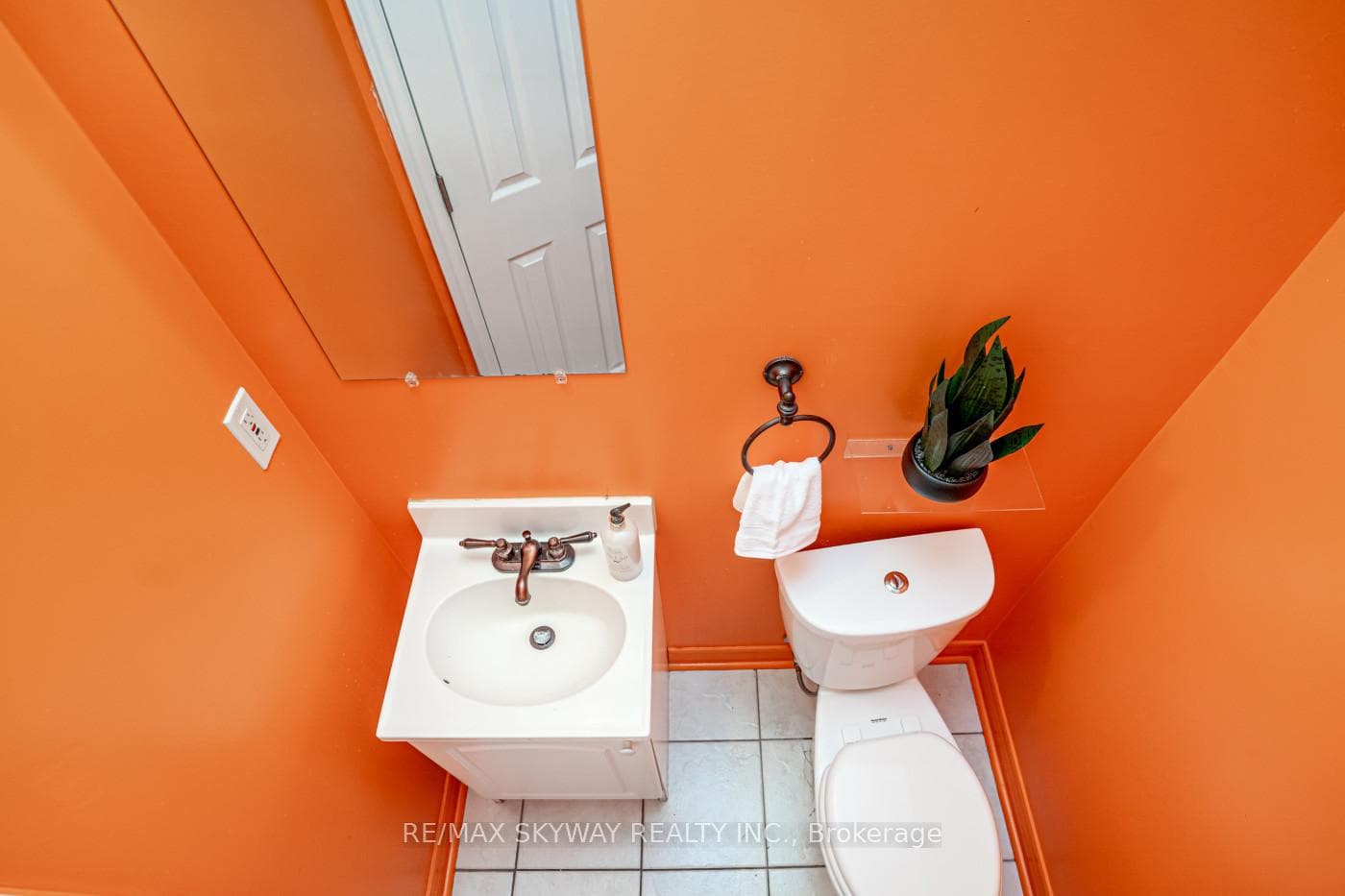 15 Cresswell Drive photo 24