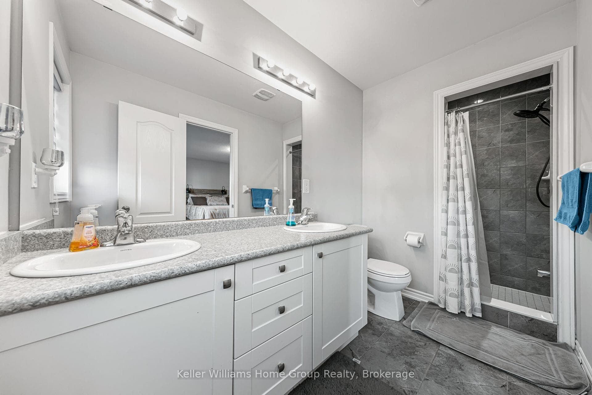 24 Courtney Street photo 27