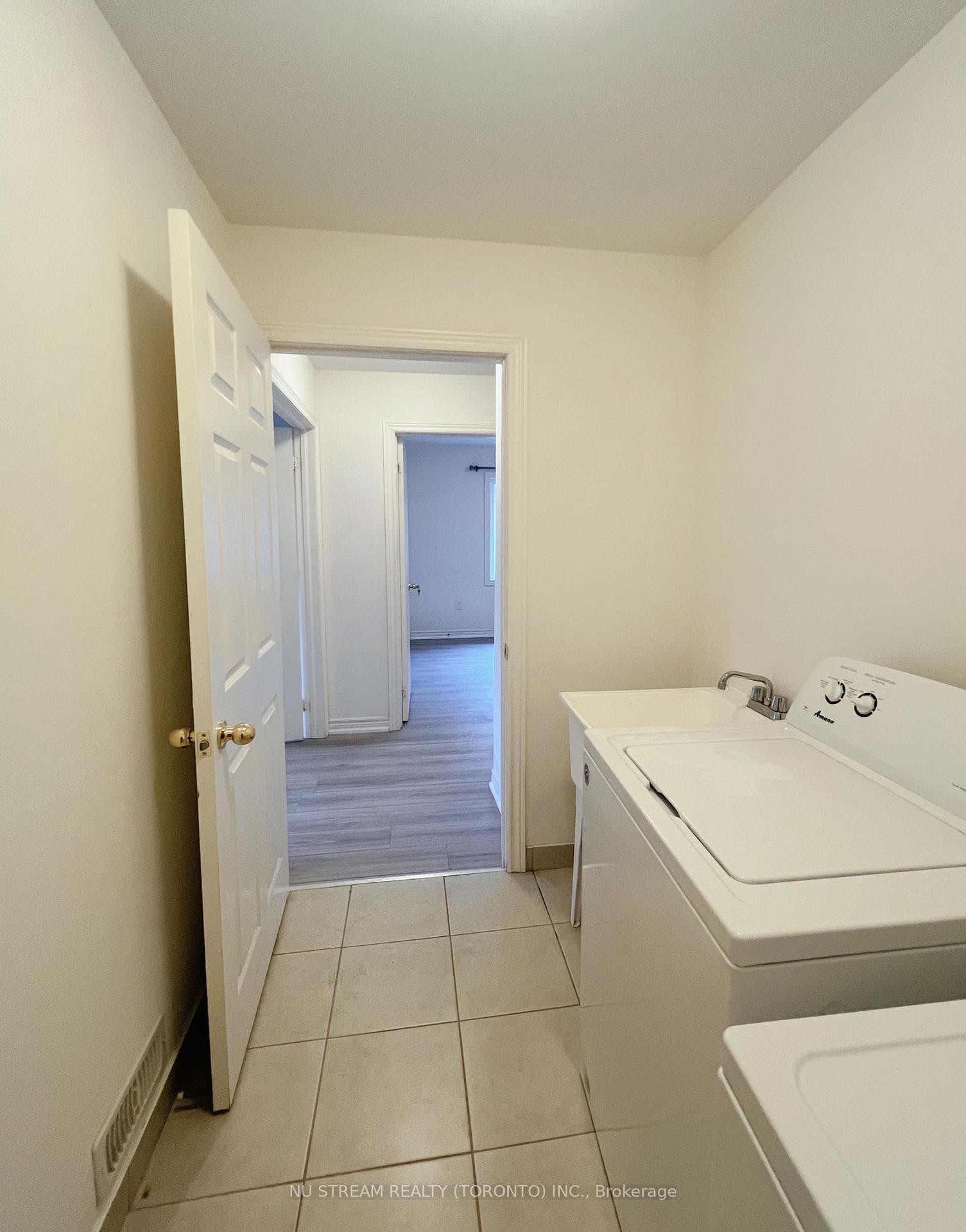 37 Kavanagh Avenue Unit 1st&2nd photo 6