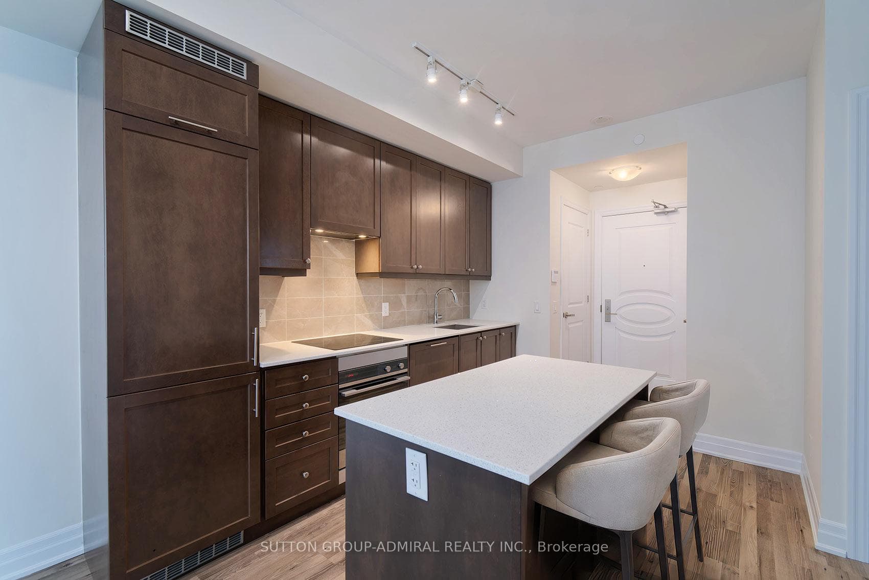 9085 Jane Street Unit 1804 photo 9