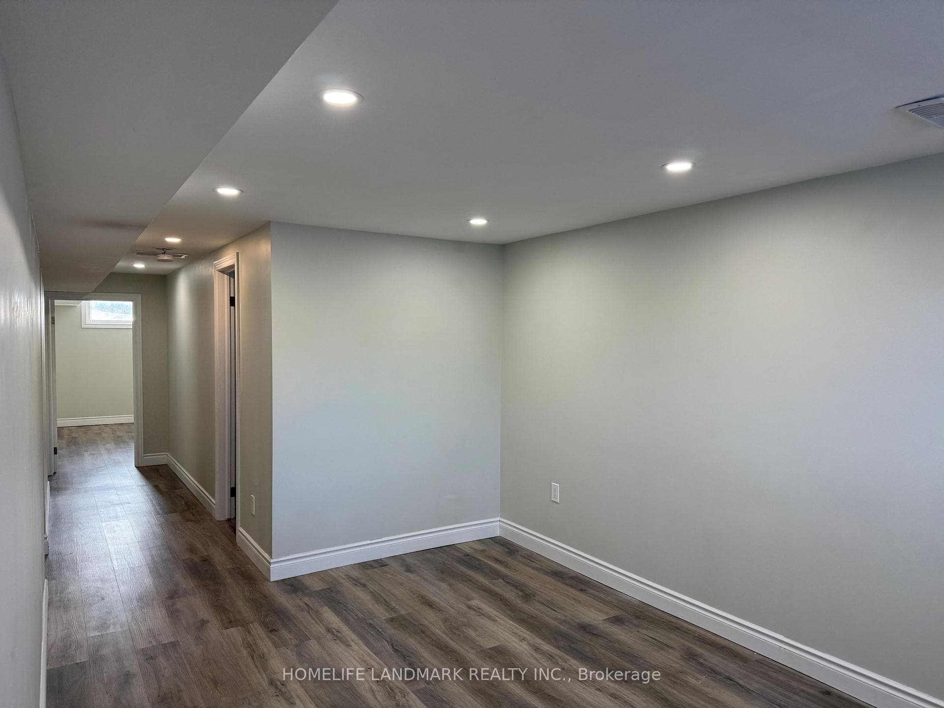 70 Beacham Crescent Unit BSMT photo 18