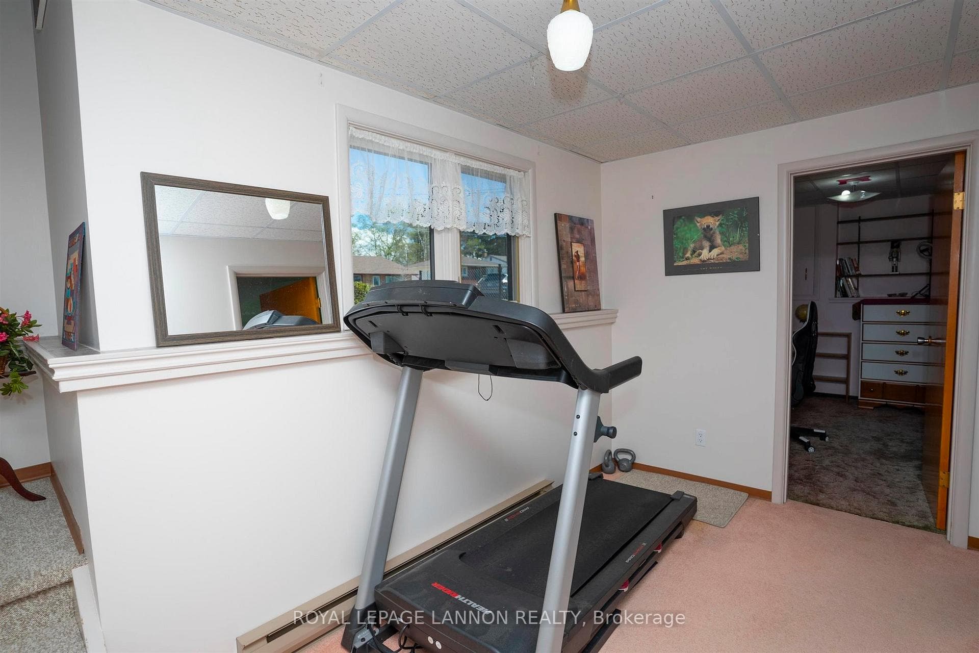 429 Elliott Street photo 21