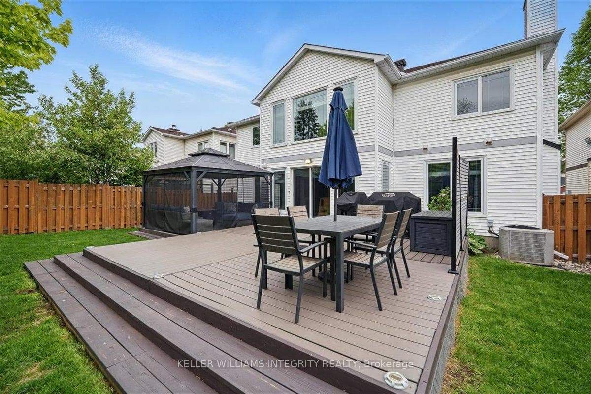 576 Princess Louise Drive photo 41