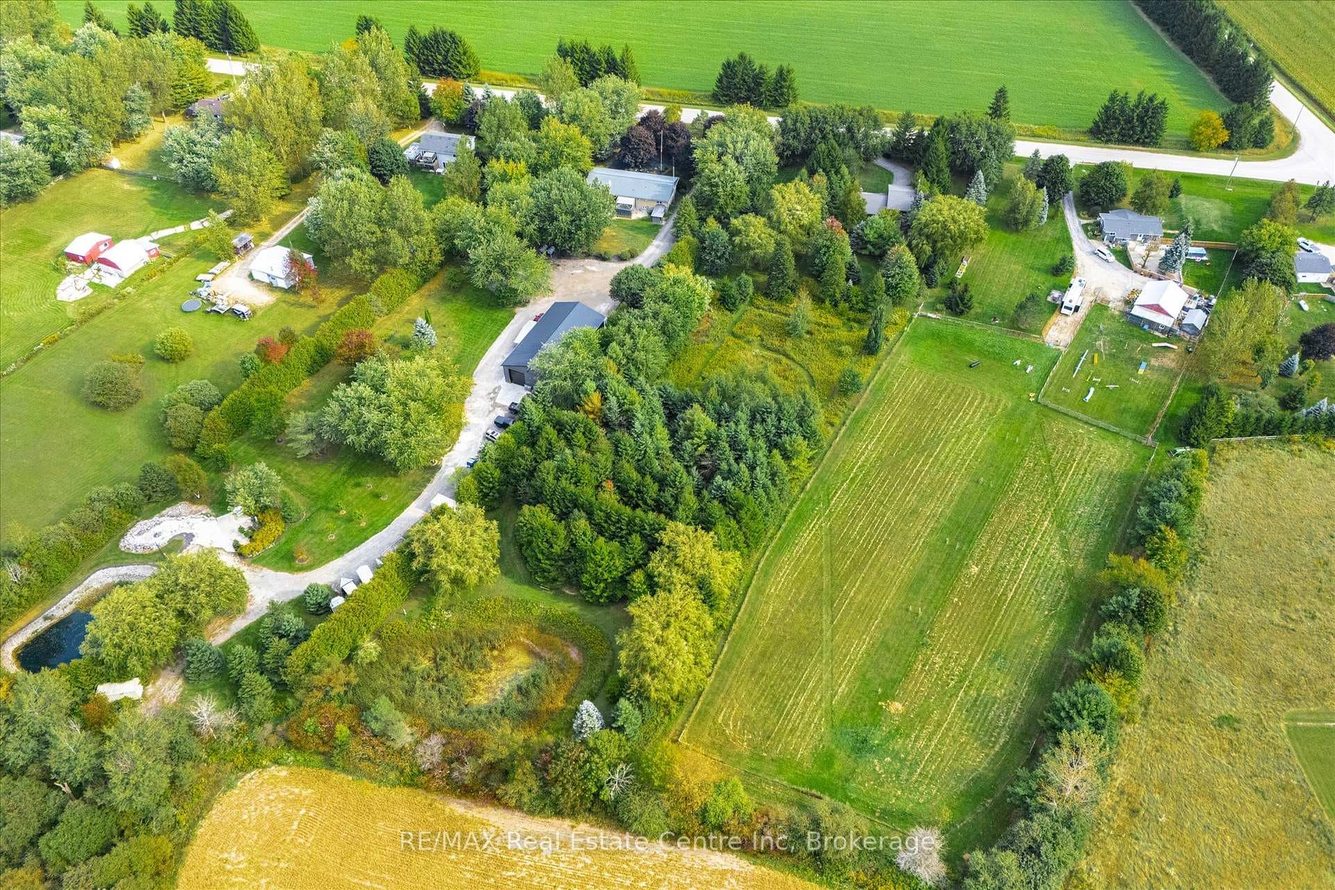 7728 21 Side Road photo 47