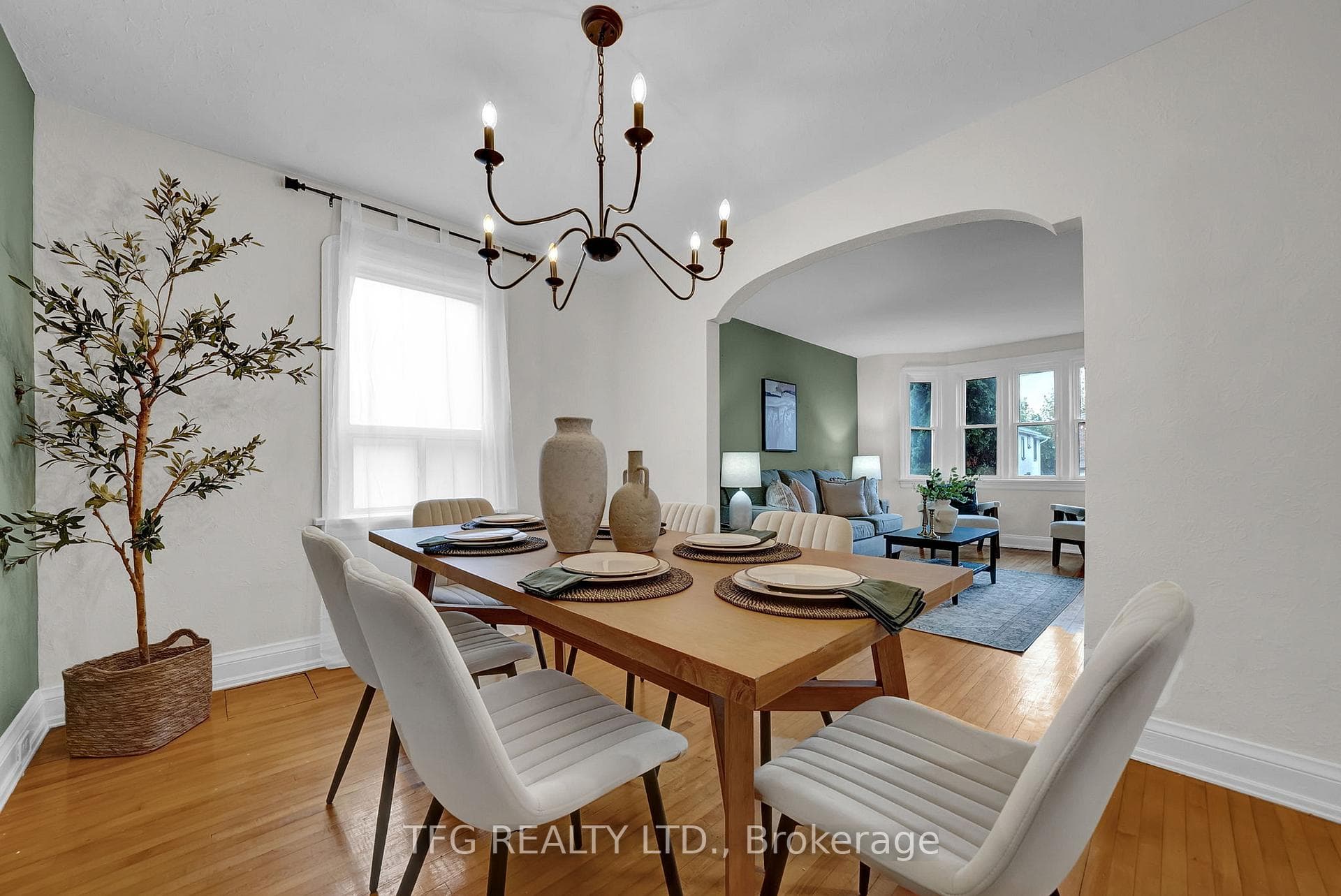 232 Clarke Street photo 12