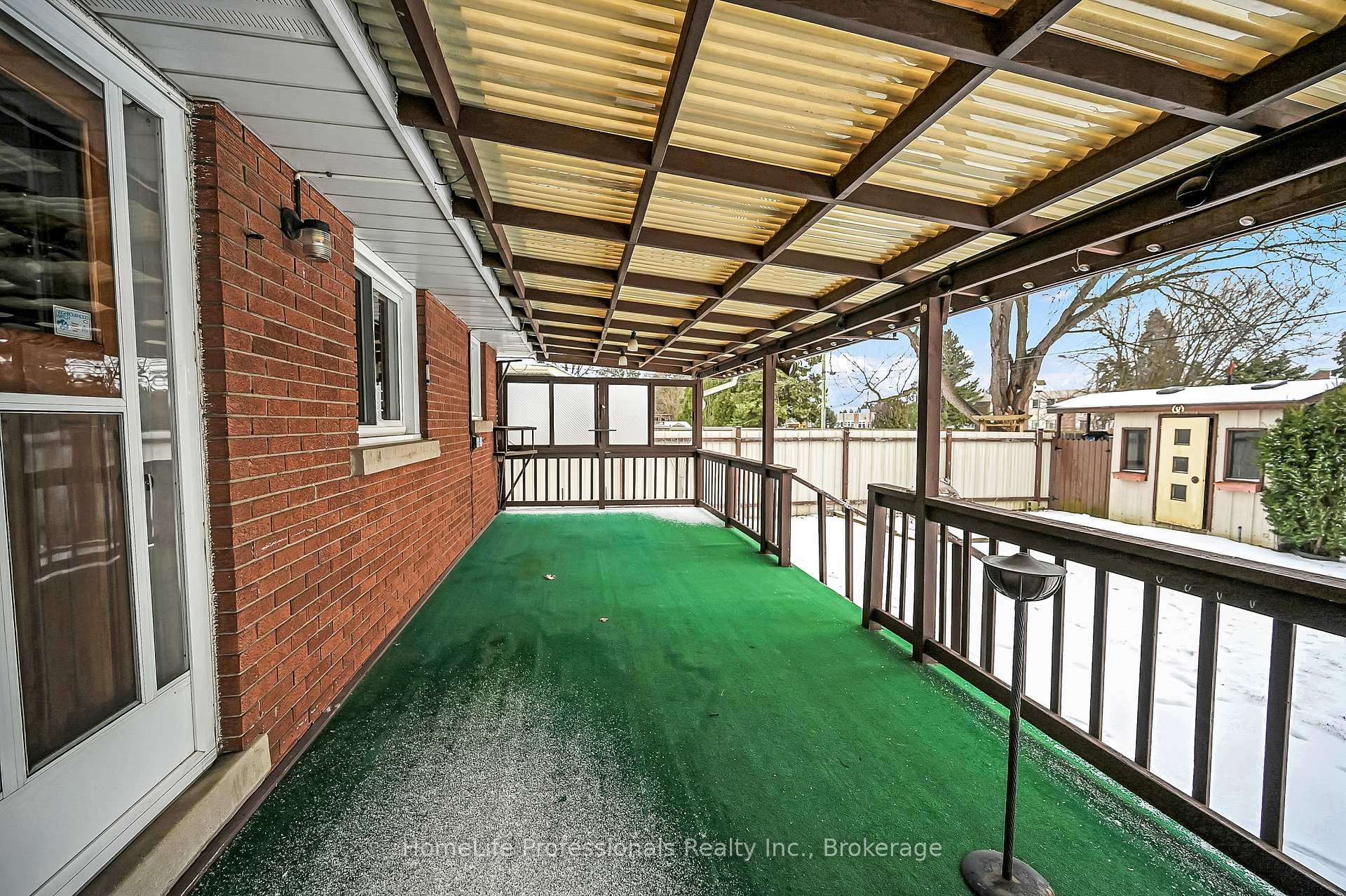 200 Huron Avenue photo 40