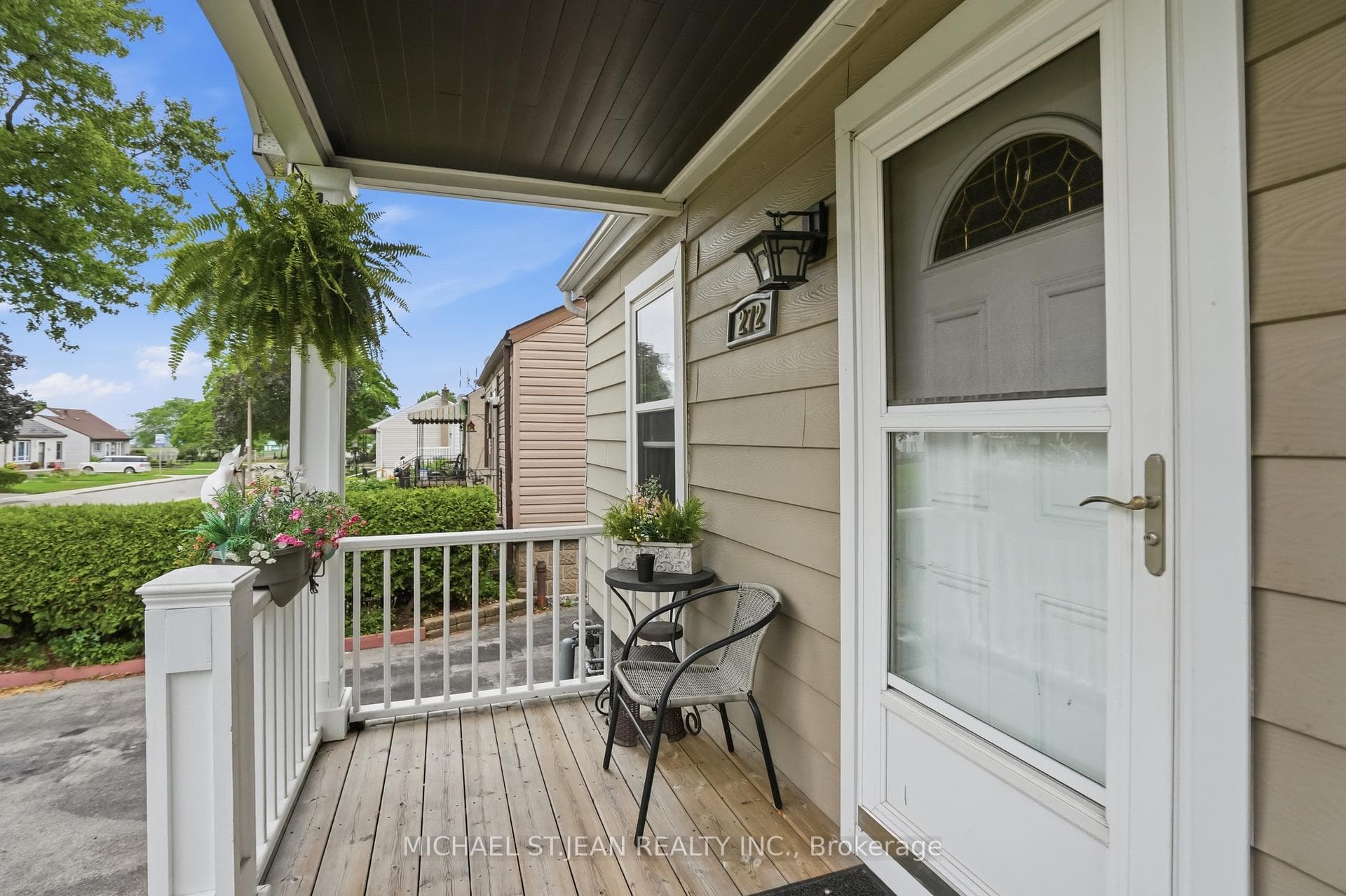 272 Adeline Avenue photo 6