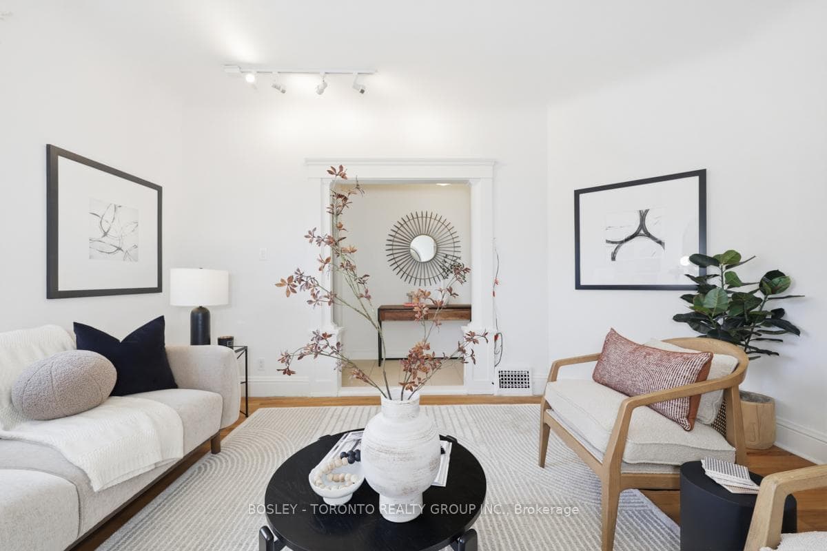 62 Hallam Street photo 6