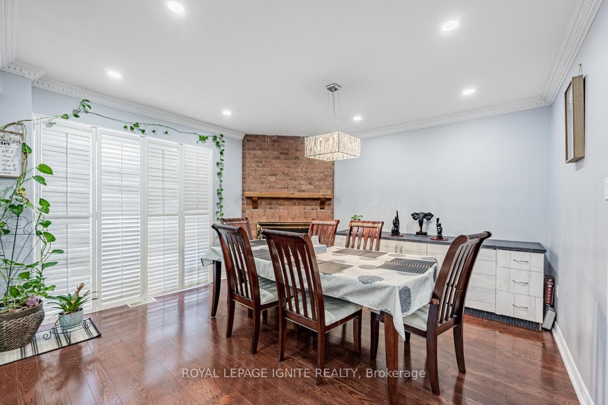2065 Blue Ridge Crescent photo 12