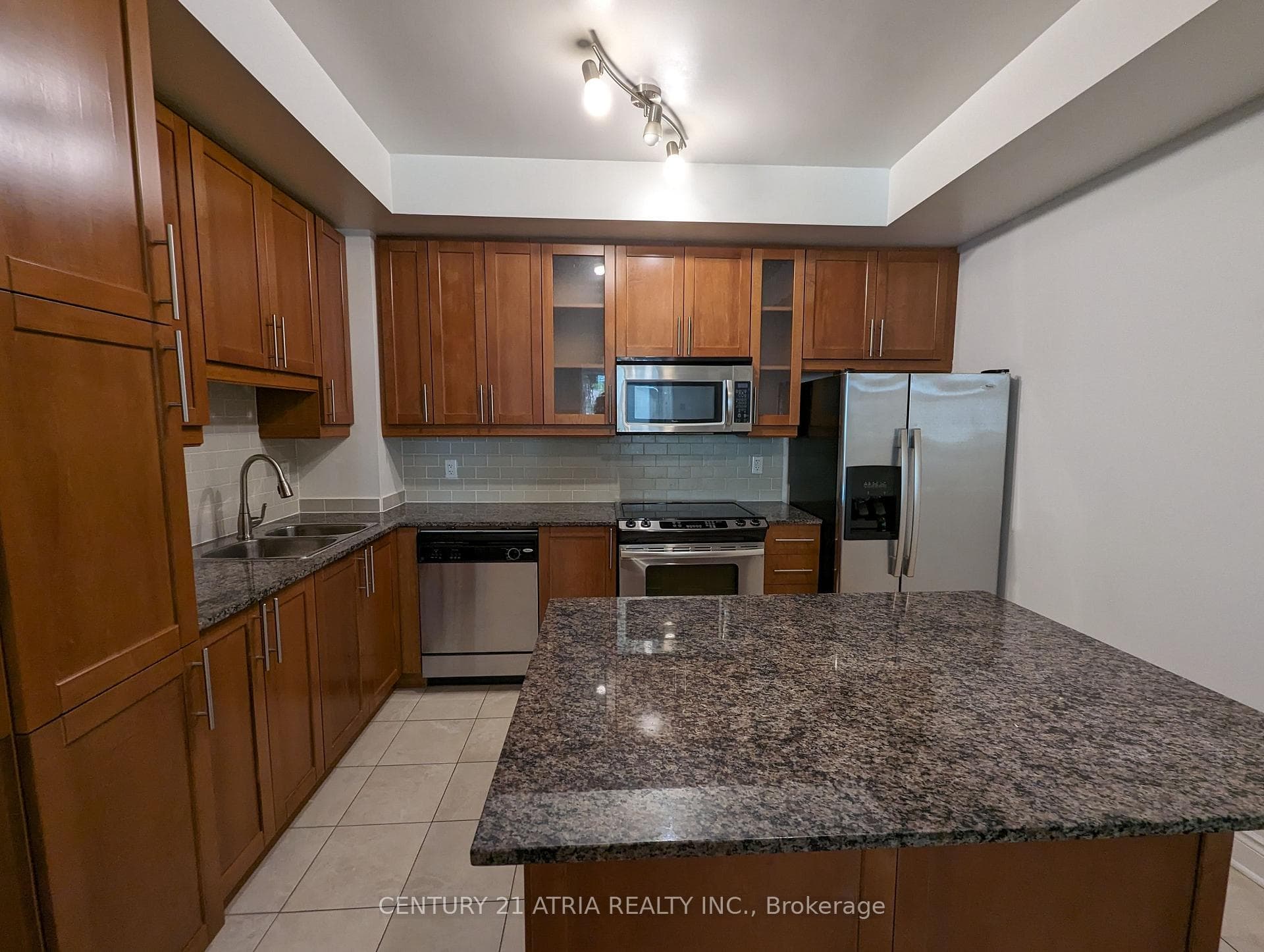 21 Olive Avenue Unit 104 photo 12