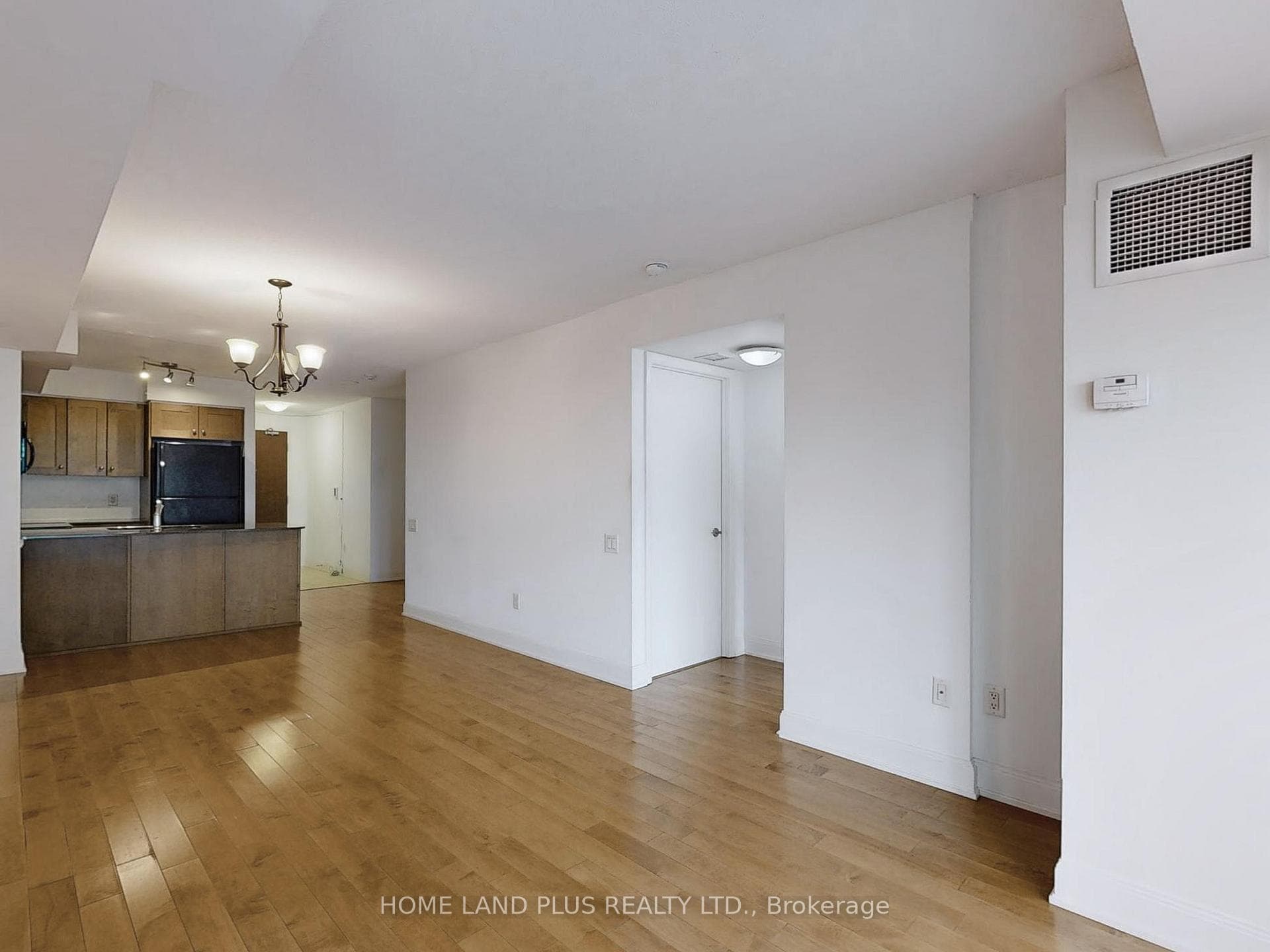 2181 Yonge Street Unit 2103 photo 8