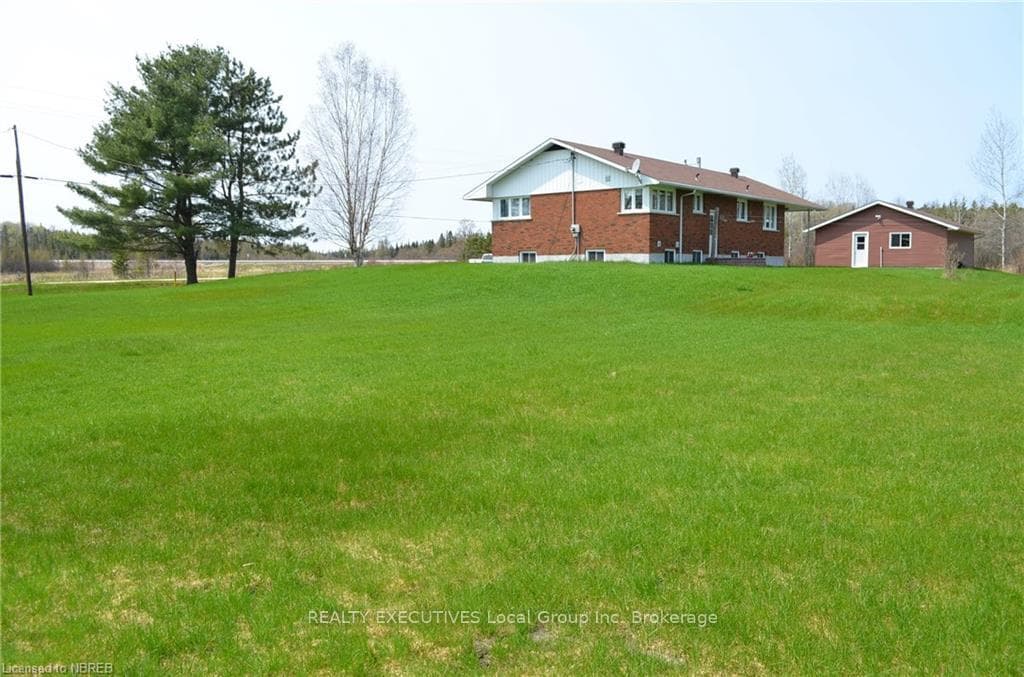 492 MCCARTHY Street photo 39