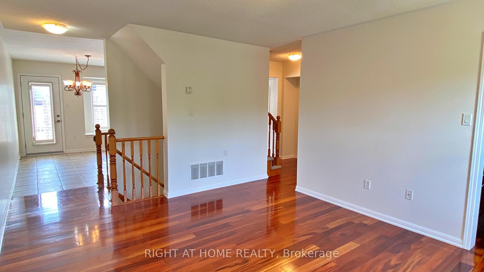 664 Holly Avenue photo 11
