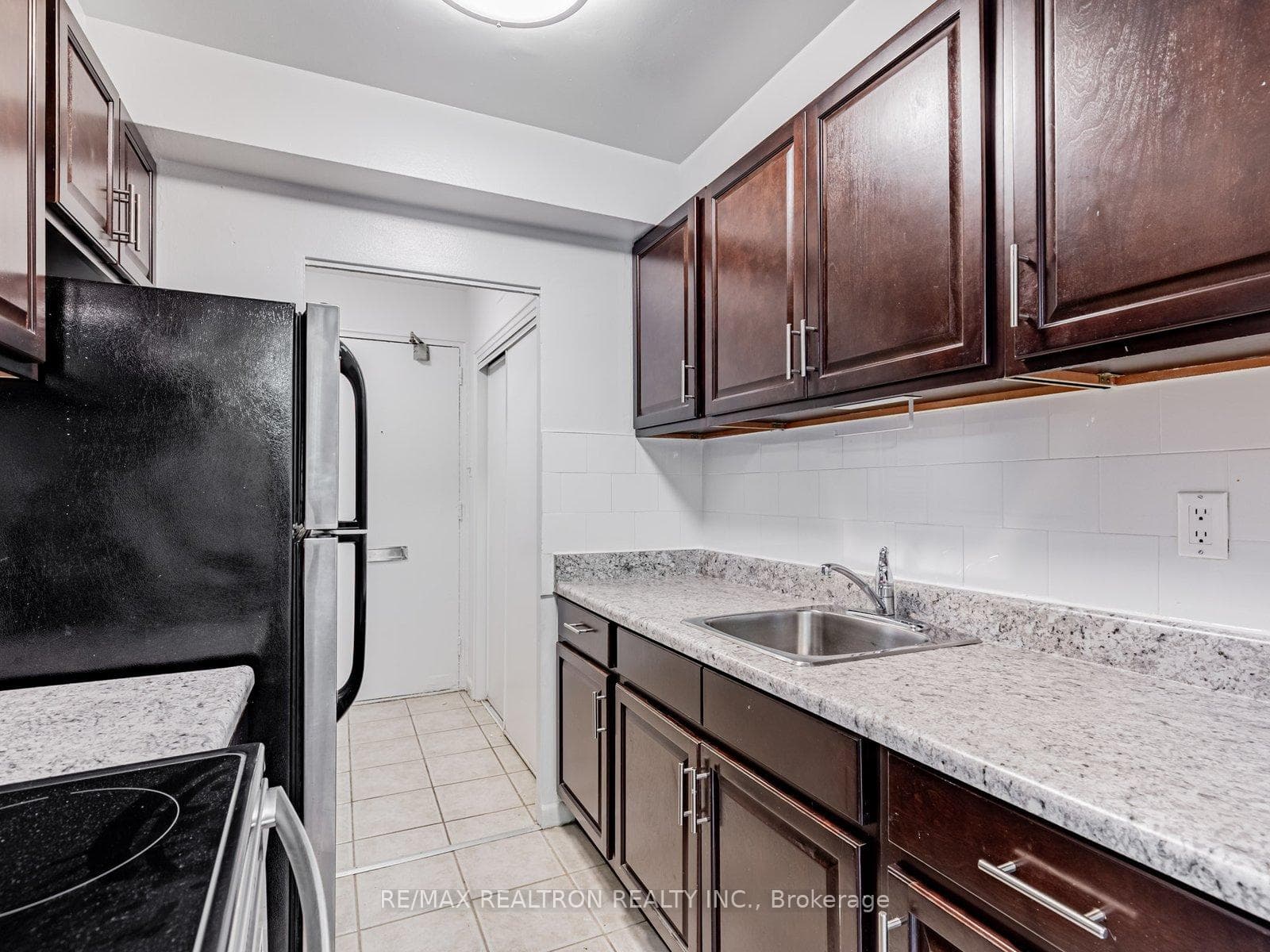 25 Bedford Road Unit 107 photo 11