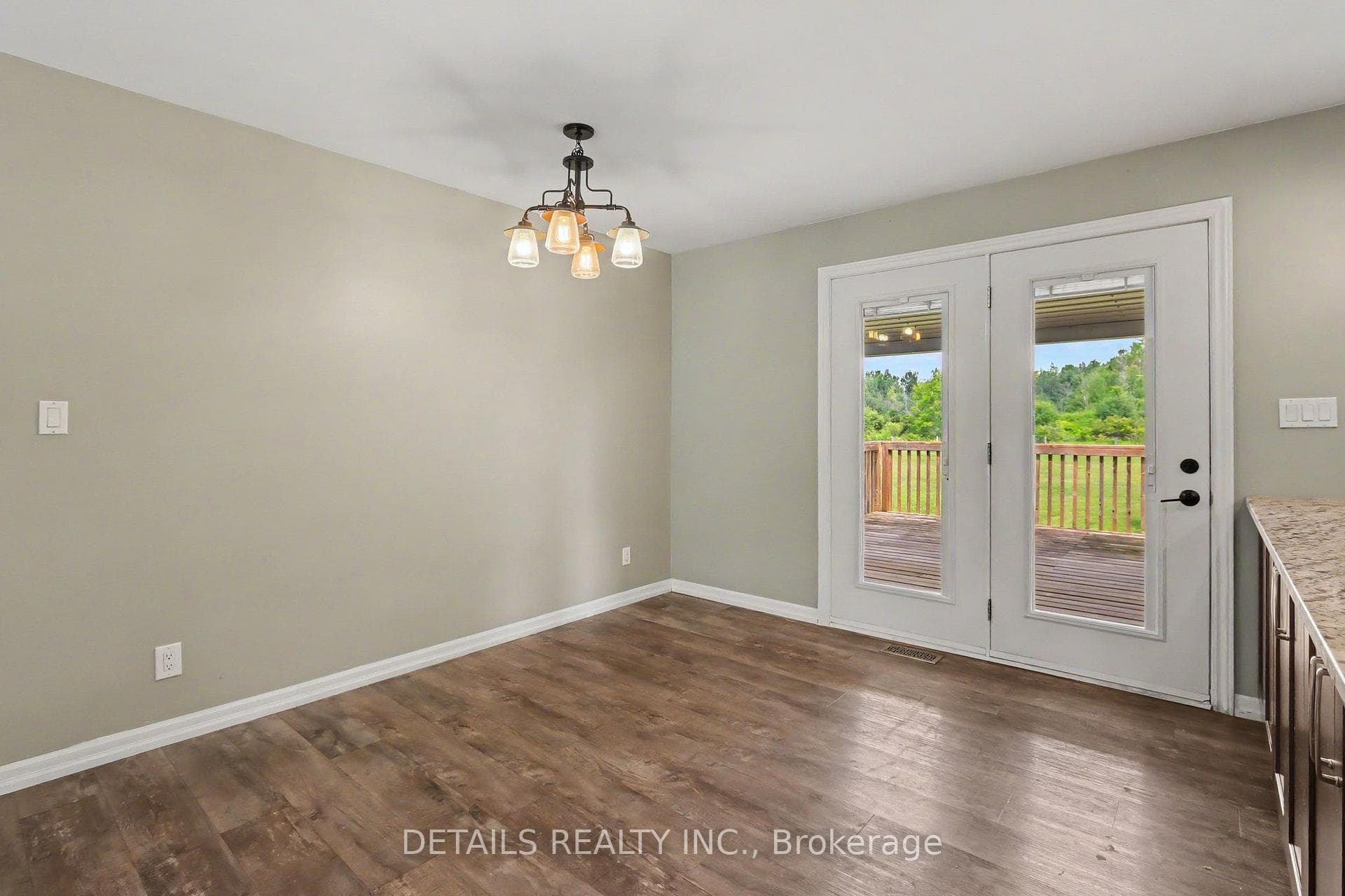 Dining area leading onto the covered deck