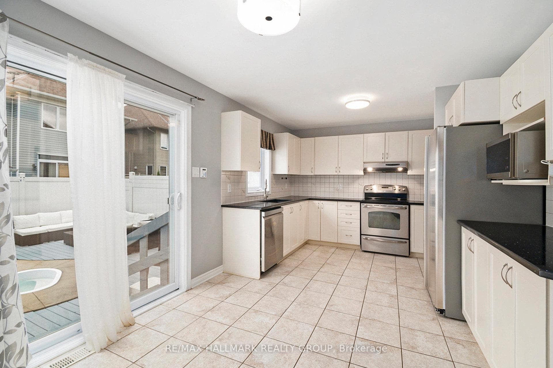 470 Frank Cauley Way photo 20