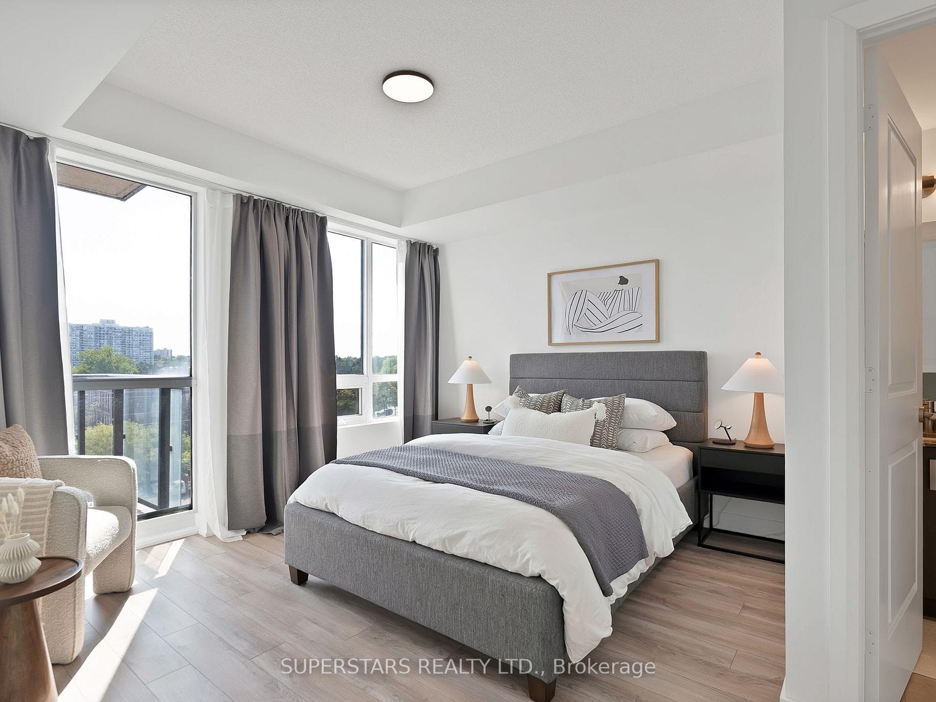7608 Yonge Street Unit 620 photo 9