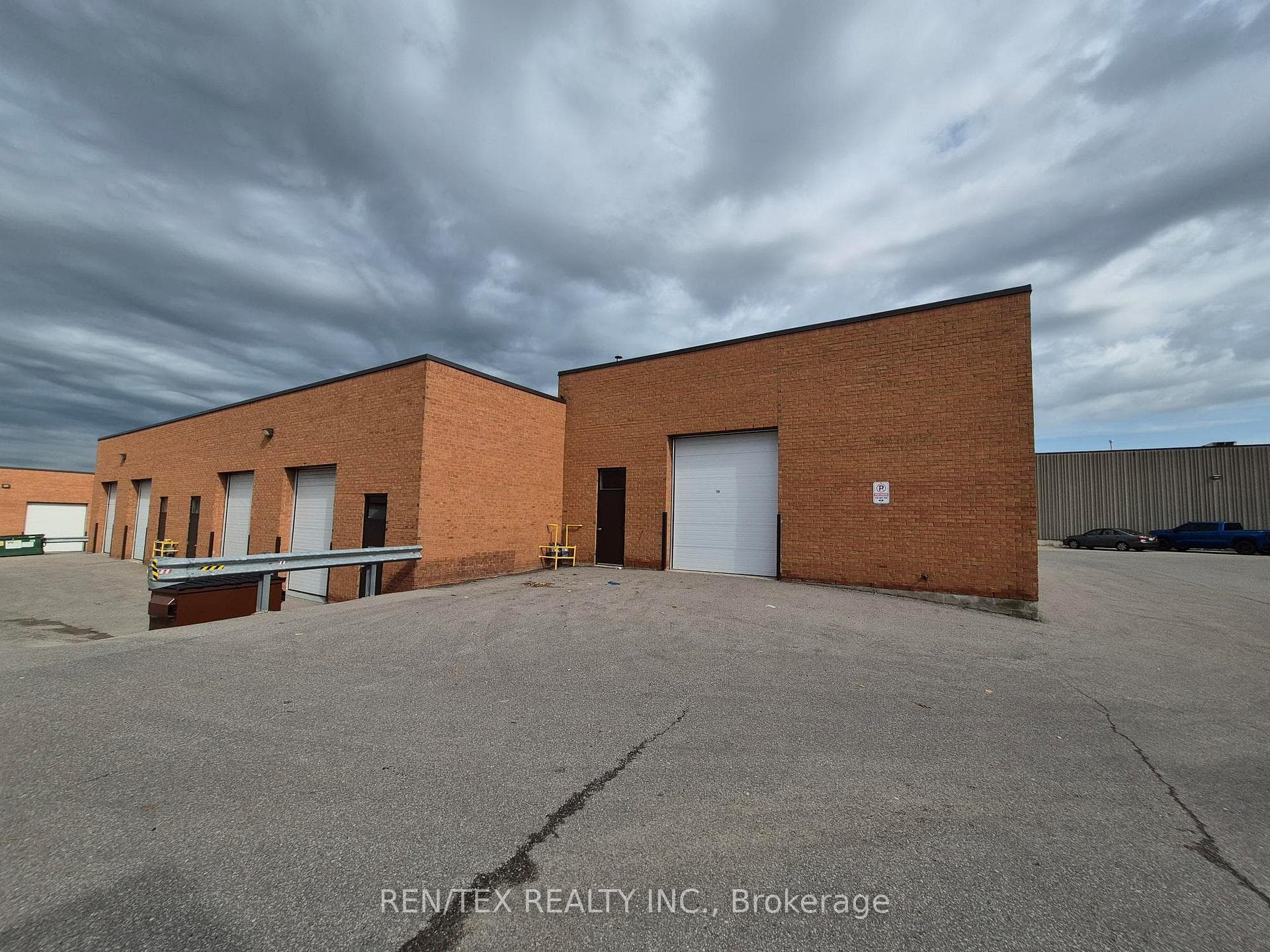 1 Whitmore Road Unit 30 photo 2