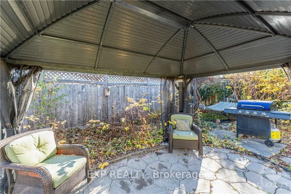 2543 KALADAR Avenue photo 29